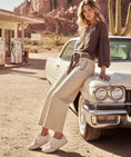 Load image into Gallery viewer, Baskets Crèmes à Franges BUFFALO – Style Western Boho Chic
