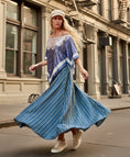 Cargar la imagen en la vista de la galería, Top sequins glam chic ✨ Bleu Liberty
