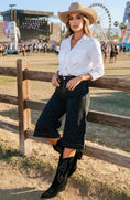 Charger l'image dans la visionneuse de la galerie, Bottes Santiags Noires Cloutées SANTANA – Cow-boy Femme🌵🌿

