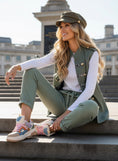 Cargar la imagen en la vista de la galería, Pantalon LÉA – Toile Magique Élasthanne | Coupe Confort
