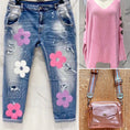 Load image into Gallery viewer, Used floral jeans MARGOT pink/purple
