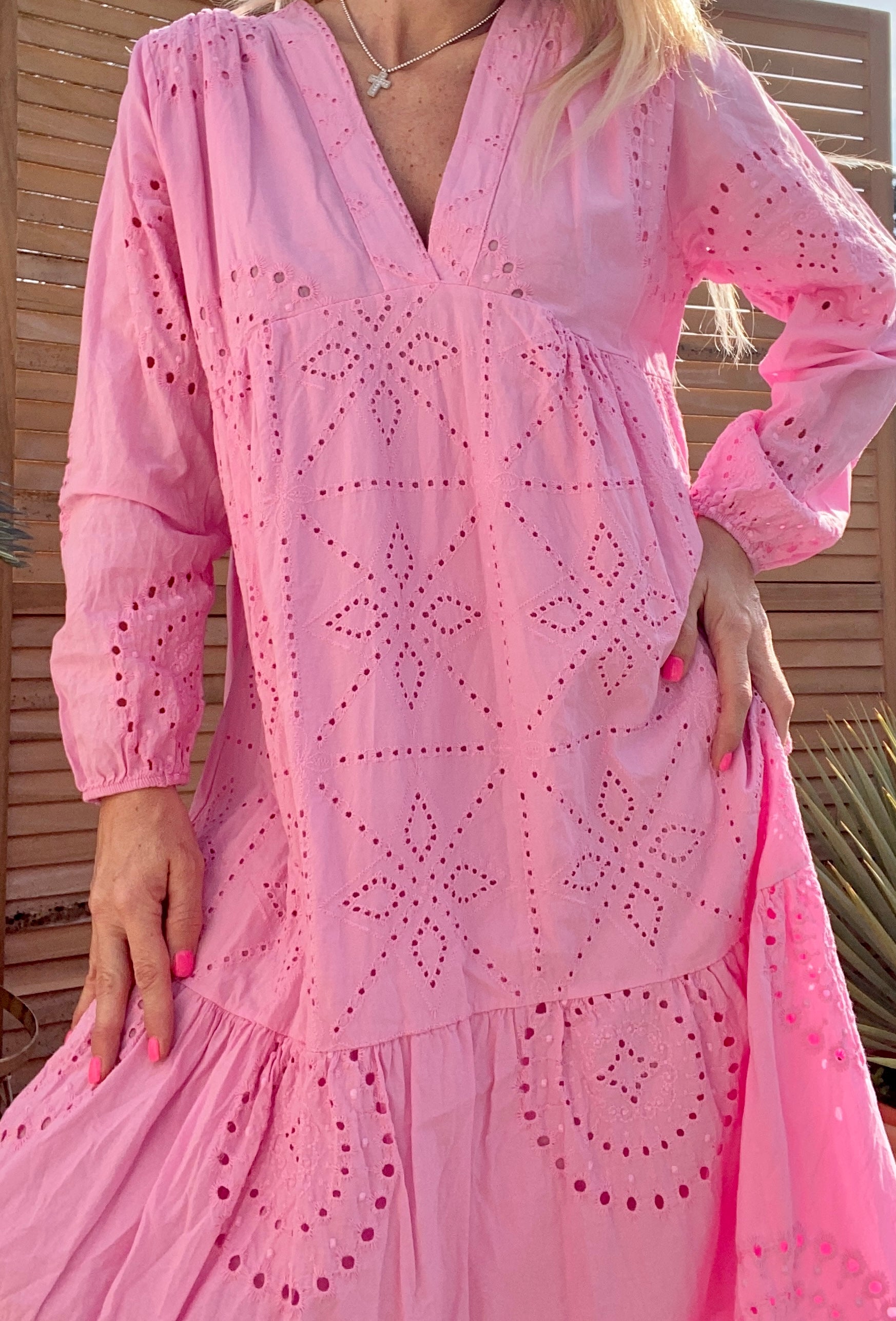 Robe broderie anglaise JUNA rose