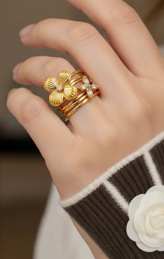 Bague Fleur FLORA – Multirang Dorée Camélia