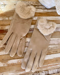 Load image into Gallery viewer, IRINA beige fur mittens
