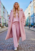 Load image into Gallery viewer, Manteau long rose 100% laine KATY — Oversize & Luxueux
