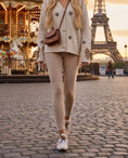 Cargar la imagen en la vista de la galería, Baskets LEONIE – Effet Daim Beige & perles
