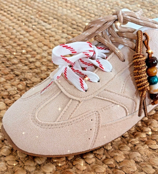 Baskets LEONIE – Effet Daim Beige & perles