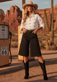 Charger l'image dans la visionneuse de la galerie, Chemise Blanche Style Officier Boutons Dorés ARIZONA – Femme Boho Chic🌙
