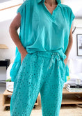 Load image into Gallery viewer, Pantalon broderie anglaise CECILE turquoise
