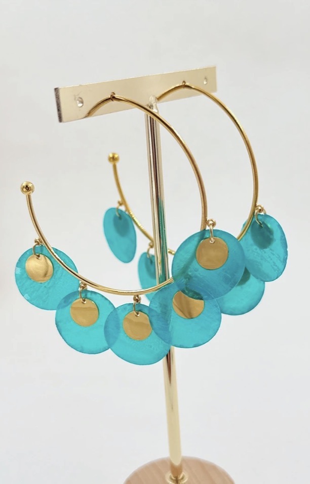 Boucles d'oreilles Créoles BEACHY – Dorées & Turquoise Bohème Plage🐚🌴