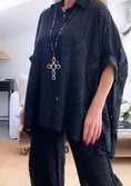 Load image into Gallery viewer, Blouse oversize broderie anglaise noire POPY
