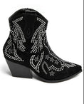 Load image into Gallery viewer, Boots Santiags Noires Cloutées MADISON – Effet Daim Rock Chic
