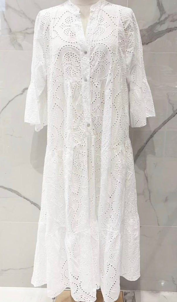Robe longue broderie anglaise blanche BARDOT