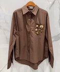 Charger l'image dans la visionneuse de la galerie, Chemise Chocolat Pins Dorés CHEYENNE – Lilirose Cannes🤎
