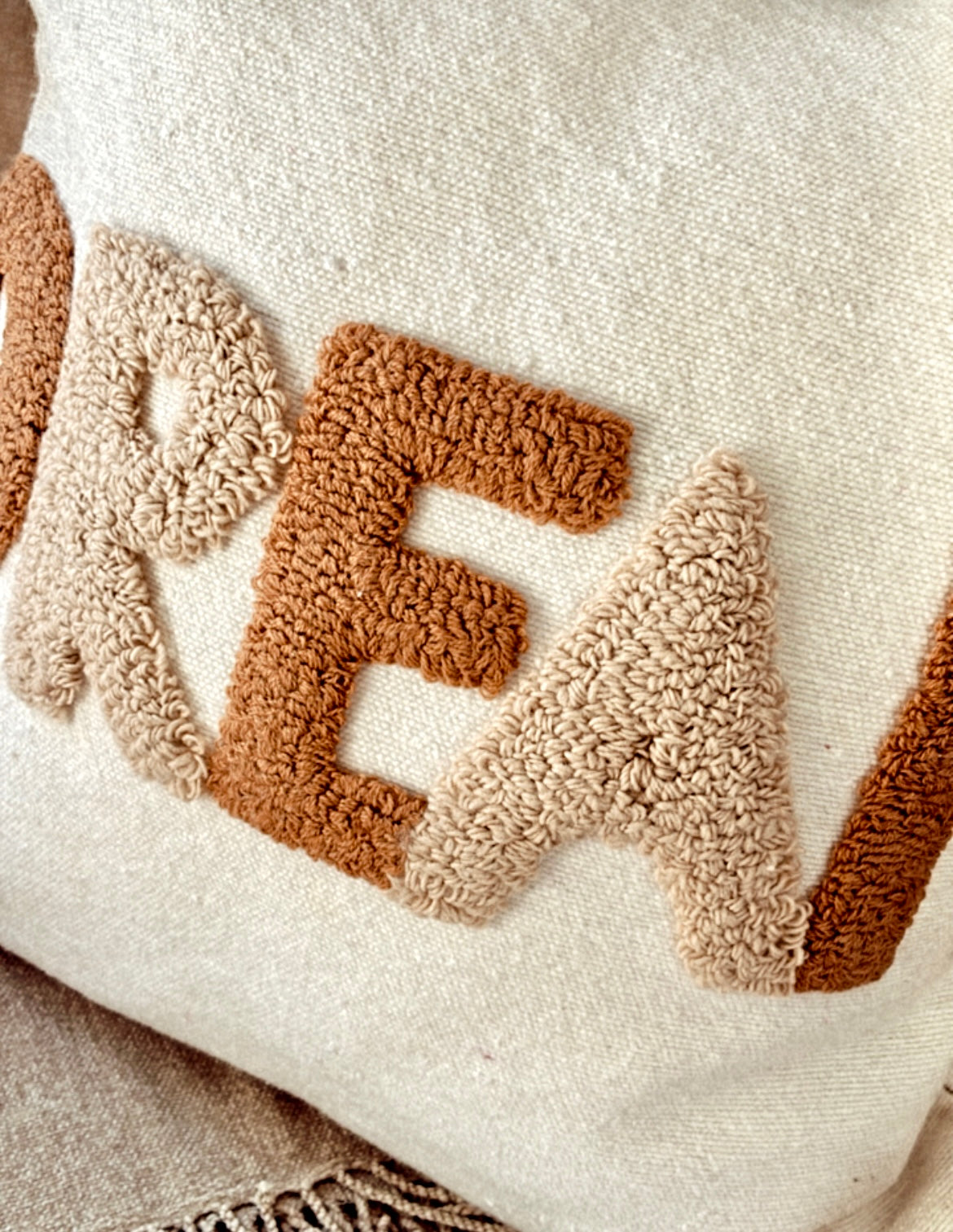 Housse de coussin en laine DREAM