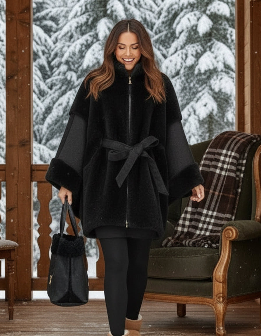 Manteau cape noir fausse fourrure LÉON
