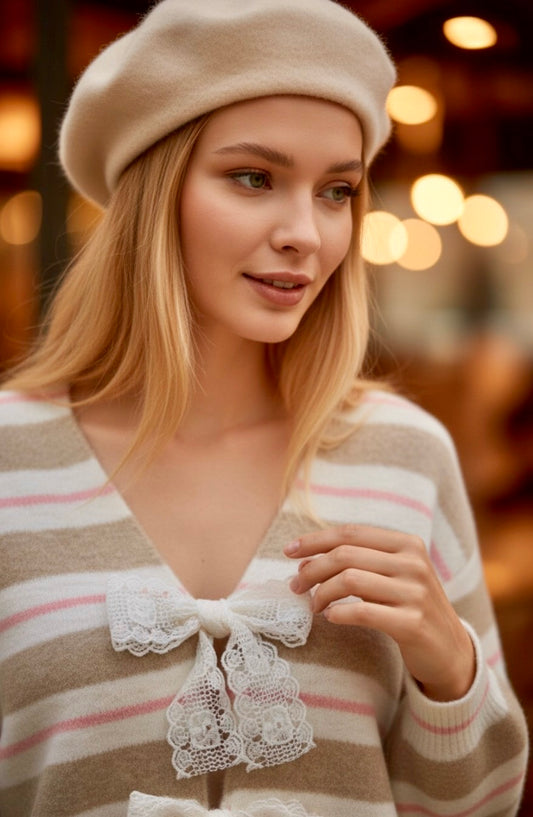 Cardigan rayures beige et rose nœuds dentelle AGNÈS 🎀