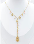 Load image into Gallery viewer, Collier Goutte d'Eau NATACHA – Breloques & Perles Nacrées Rosées 🫖✨
