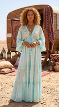 Cargar la imagen en la vista de la galería, Robe Longue Bohème Gypsy EVA – Tie & Dye Aqua | Paillettes
