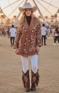 Charger l'image dans la visionneuse de la galerie, Veste Gilet Bandana Camel CALICO ✨ Étoiles & Cachemire | Franges Bohème
