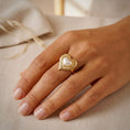 Load image into Gallery viewer, Bague Dorée Cœur Nacré MAYA – Style Gipsy Bohème Réglable
