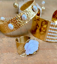 Load image into Gallery viewer, Bracelet or perles LAETITIA
