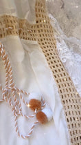 Charger et lire la vidéo dans la visionneuse de la galerie, Caftan Dentelle TARA — Robe Bohème Chic Mille et Une Nuits✨
