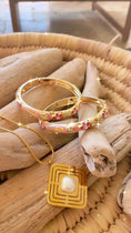 Charger et lire la vidéo dans la visionneuse de la galerie, Duo Bracelets Ethniques Roses & Or ZAHRA | Style Gypsy Bohème

