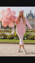 Load and play video in Gallery viewer, 🌸 Jupe Crayon Maille Rose FRANCINE
