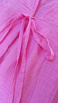 Charger et lire la vidéo dans la visionneuse de la galerie, Blouse tunique rose BALI
