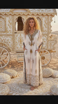 Load and play video in Gallery viewer, Caftan Maxi Brodé Princesse ✨ | Robe Longue Bohème Pompons
