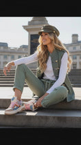 Reproducir el video en la vista de la galería, Veste Officier Sans Manches ARMY – Style Militaire Chic Kaki
