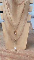 Load and play video in Gallery viewer, LORINE gold pearl pendant necklace
