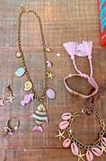 Charger et lire la vidéo dans la visionneuse de la galerie, Bracelet Tissu Étoile de Mer SUNNY 🌴✨ | Bohème Ajustable
