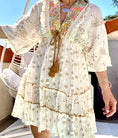 Charger l'image dans la visionneuse de la galerie, ✨ Robe Tunique Courte Bohème SIYA Paillettes – Beige | Lilirose Cannes
